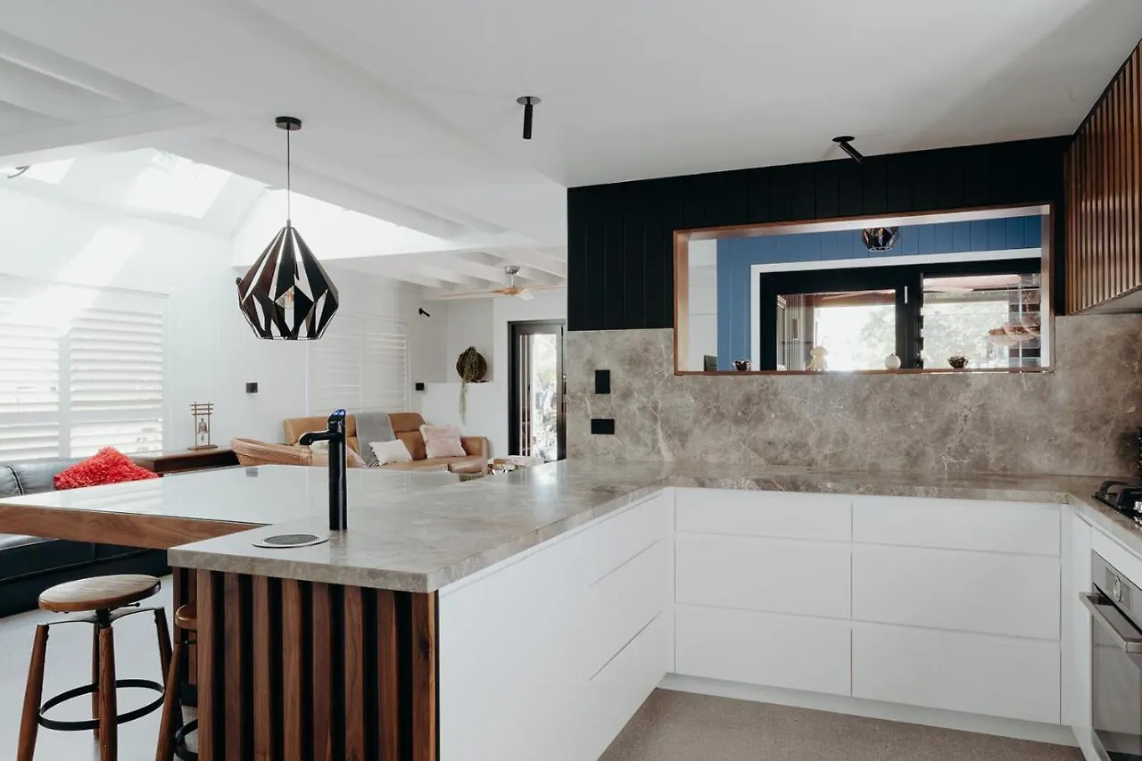 Nyaraló Black On Belongil Byron Bay